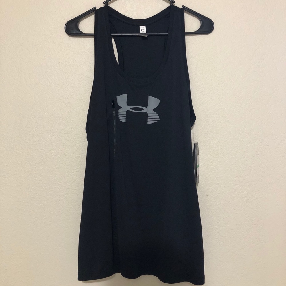 Black Under Armour tank